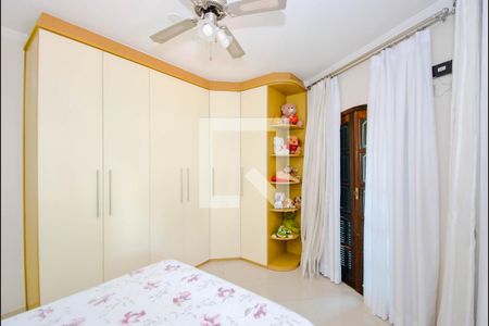 Casa à venda com 198m², 3 quartos e 5 vagas Casa à venda com 198m², 3 quartos e 5 vagasQuarto 3 - Suíte