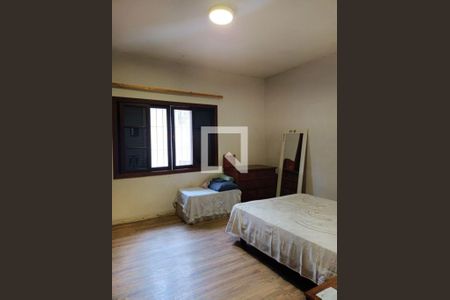 Casa à venda com 251m², 3 quartos e 4 vagas