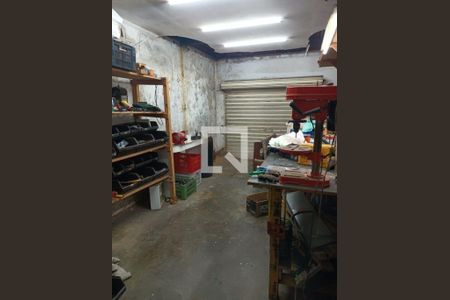 Casa à venda com 251m², 3 quartos e 4 vagas