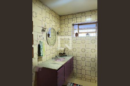 Casa à venda com 251m², 3 quartos e 4 vagas