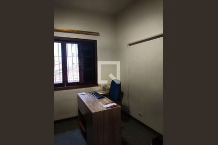 Casa à venda com 251m², 3 quartos e 4 vagas