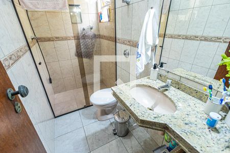 Casa à venda com 259m², 4 quartos e 2 vagasBanheiro da Suíte