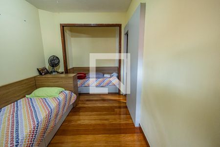 Casa à venda com 259m², 4 quartos e 2 vagasQuarto 1 / Suíte