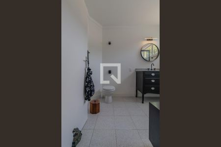Casa à venda com 330m², 3 quartos e 2 vagasBanheiro da Suíte 3
