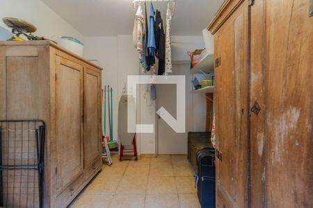 Casa à venda com 330m², 3 quartos e 2 vagasQuarto de Serviço