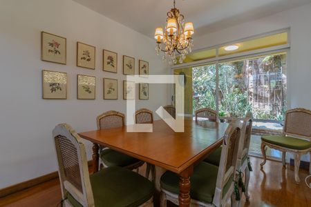 Casa à venda com 330m², 3 quartos e 2 vagasSala de Jantar