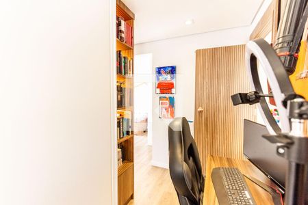 Apartamento à venda com 72m², 3 quartos e 2 vagas Apartamento à venda com 72m², 3 quartos e 2 vagasQuarto 3