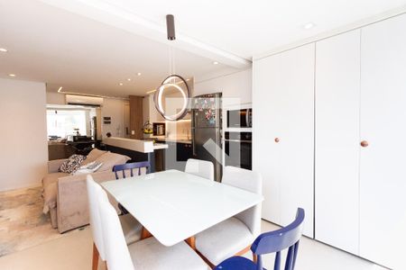 Apartamento à venda com 72m², 3 quartos e 2 vagas Apartamento à venda com 72m², 3 quartos e 2 vagasVaranda gourmet