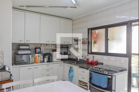 Apartamento à venda com 97m², 2 quartos e 2 vagas Apartamento à venda com 97m², 2 quartos e 2 vagasCozinha