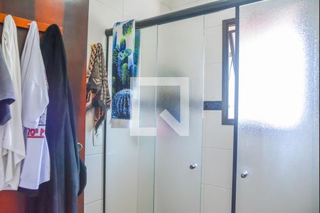 Apartamento à venda com 97m², 2 quartos e 2 vagas Apartamento à venda com 97m², 2 quartos e 2 vagasBanheiro da Suíte