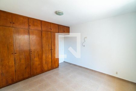 Quarto 1 de casa para alugar com 3 quartos, 150m² em Vila Clementino, São Paulo