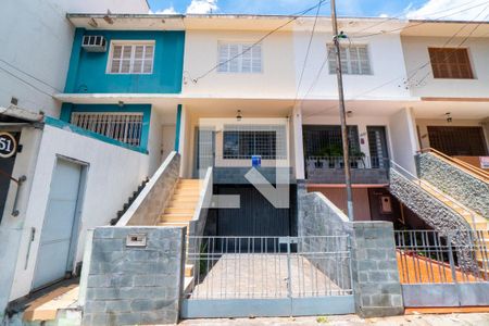 Casa à venda com 150m², 3 quartos e 3 vagasFachada