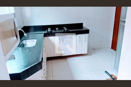 Casa à venda com 130m², 2 quartos e 3 vagas