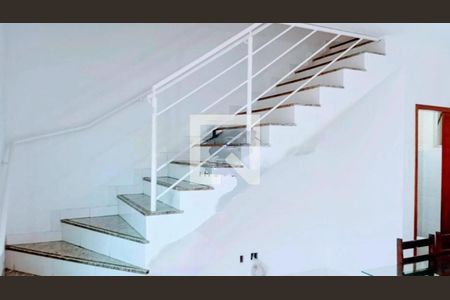 Casa à venda com 130m², 2 quartos e 3 vagas