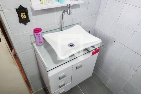 Casa à venda com 203m², 4 quartos e 2 vagas Casa à venda com 203m², 4 quartos e 2 vagasBanheiro Social