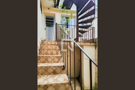 Casa à venda com 203m², 4 quartos e 2 vagas Casa à venda com 203m², 4 quartos e 2 vagasEdícula