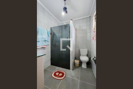 Casa à venda com 203m², 4 quartos e 2 vagas Casa à venda com 203m², 4 quartos e 2 vagasBanheiro Social