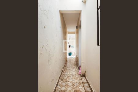 Casa à venda com 203m², 4 quartos e 2 vagas Casa à venda com 203m², 4 quartos e 2 vagasCorredor