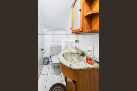 Casa à venda com 203m², 4 quartos e 2 vagas Casa à venda com 203m², 4 quartos e 2 vagasLavabo