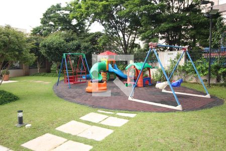 Apartamento à venda com 92m², 3 quartos e 2 vagas Apartamento à venda com 92m², 3 quartos e 2 vagasÁrea comum - Playground