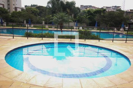 Apartamento à venda com 92m², 3 quartos e 2 vagas Apartamento à venda com 92m², 3 quartos e 2 vagasÁrea comum - Piscina