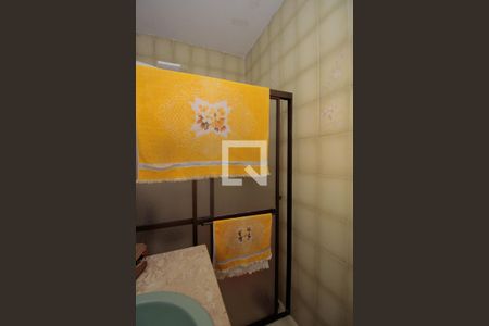 Casa à venda com 200m², 3 quartos e 3 vagas Casa à venda com 200m², 3 quartos e 3 vagasBanheiro da Suíte