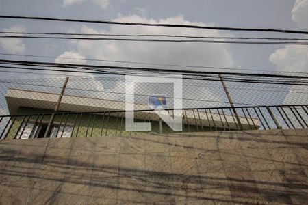 Casa à venda com 200m², 3 quartos e 3 vagas Casa à venda com 200m², 3 quartos e 3 vagasFachada-Plaquinha