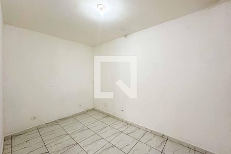 Sala/Quarto de kitnet/studio para alugar com 1 quarto, 21m² em Vila Romero, São Paulo
