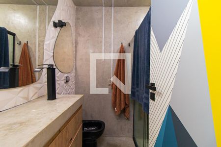 Banheiro de kitnet/studio para alugar com 1 quarto, 30m² em Bela Vista, São Paulo