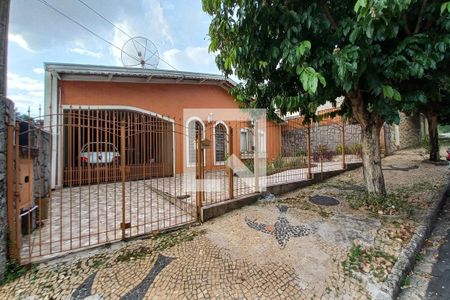 Casa à venda com 115m², 4 quartos e 1 vagaFachada 