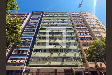 Apartamento à venda com 30m², 1 quarto e sem vaga Apartamento à venda com 30m², 1 quarto e sem vagaFachada