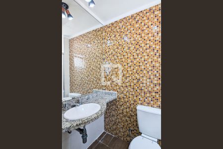 Apartamento à venda com 70m², 3 quartos e 2 vagasBanheiro da suíte