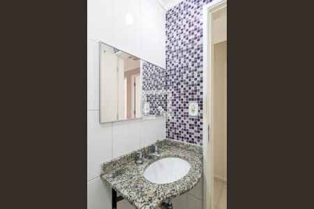 Apartamento à venda com 70m², 3 quartos e 2 vagasBanheiro