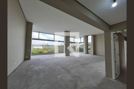 Apartamento à venda com 390m², 4 quartos e 6 vagas