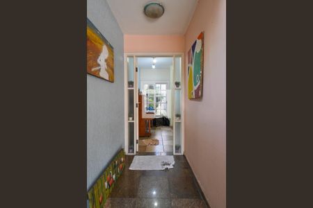 Casa à venda com 265m², 3 quartos e 2 vagasHall