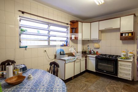 Casa à venda com 265m², 3 quartos e 2 vagasCozinha