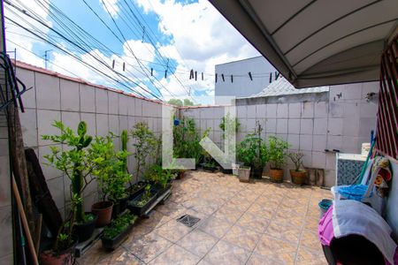 Casa à venda com 170m², 3 quartos e 4 vagasQuintal