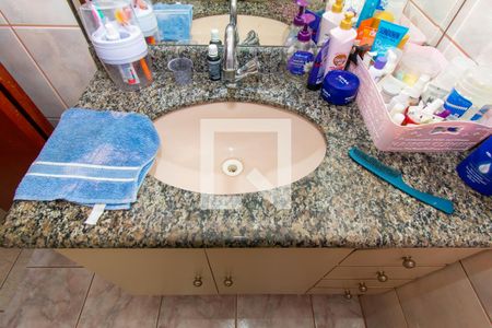 Casa à venda com 170m², 3 quartos e 4 vagasBanheiro da Suíte