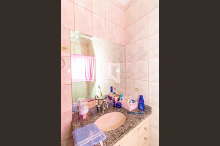 Casa à venda com 170m², 3 quartos e 4 vagasBanheiro da Suíte