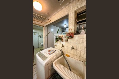 Apartamento à venda com 77m², 3 quartos e 2 vagas Apartamento à venda com 77m², 3 quartos e 2 vagasÁrea de Serviço