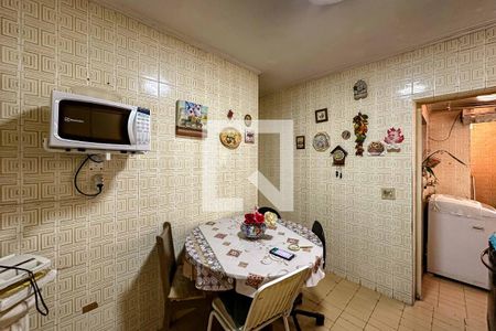 Apartamento à venda com 77m², 3 quartos e 2 vagas Apartamento à venda com 77m², 3 quartos e 2 vagasCozinha