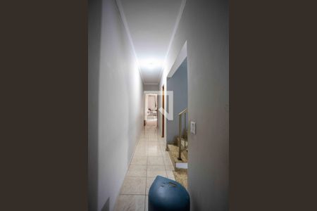 Casa à venda com 133m², 3 quartos e 2 vagasCorredor