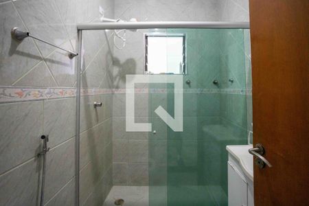 Casa à venda com 133m², 3 quartos e 2 vagasBanheiro Social