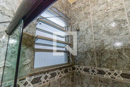 Casa à venda com 144m², 4 quartos e 1 vaga Casa à venda com 144m², 4 quartos e 1 vagaBanheiro