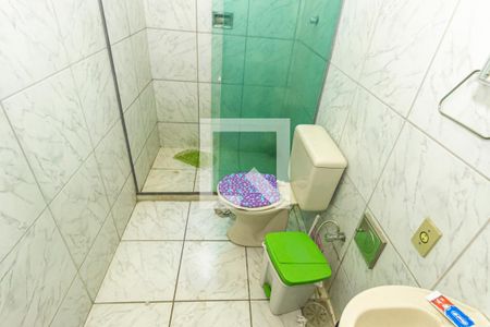 Casa à venda com 144m², 4 quartos e 1 vaga Casa à venda com 144m², 4 quartos e 1 vagaBanheiro da Suíte 2