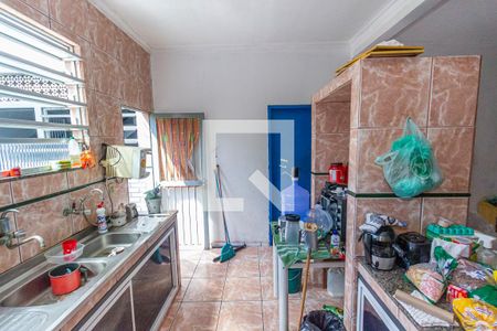 Casa à venda com 144m², 4 quartos e 1 vaga Casa à venda com 144m², 4 quartos e 1 vagaCozinha