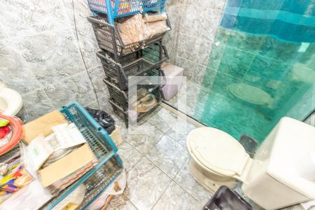 Casa à venda com 144m², 4 quartos e 1 vaga Casa à venda com 144m², 4 quartos e 1 vagaBanheiro