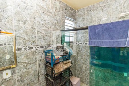 Casa à venda com 144m², 4 quartos e 1 vaga Casa à venda com 144m², 4 quartos e 1 vagaBanheiro