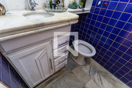 Apartamento à venda com 43m², 1 quarto e sem vaga Apartamento à venda com 43m², 1 quarto e sem vagaArmário do Banheiro da Suíte