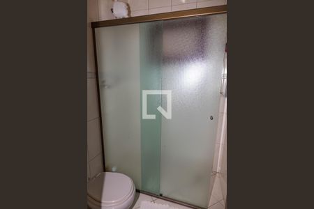 Casa à venda com 250m², 4 quartos e 4 vagas Casa à venda com 250m², 4 quartos e 4 vagasCasa 1 - Banheiro suíte 2 e 3